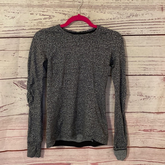 lululemon athletica Tops - Lululemon women’s long sleeve athletic top